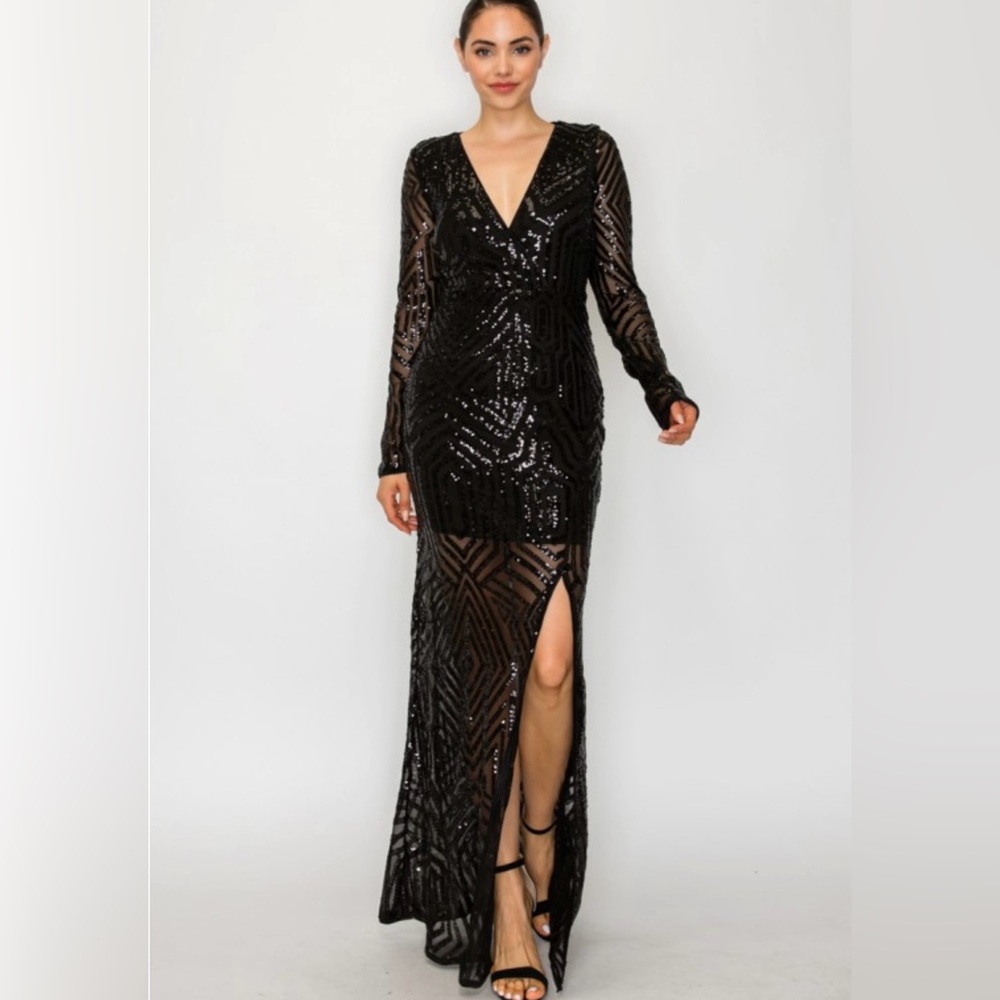 Black Sequin V-Neck Long Sleeve Evening Maxi Dress